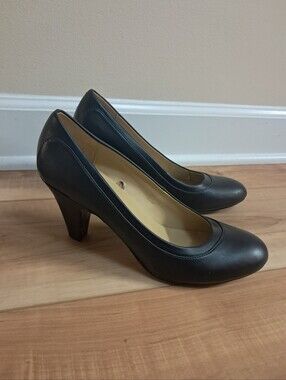 Naturalizer Pumps Women's 9.5 Faux Leather Office Comfort Formal Evening